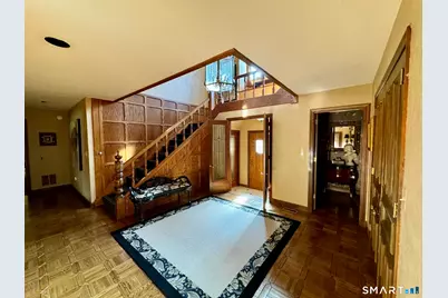 33 Mountain Farms Road, West Hartford, CT 06117 - Photo 11