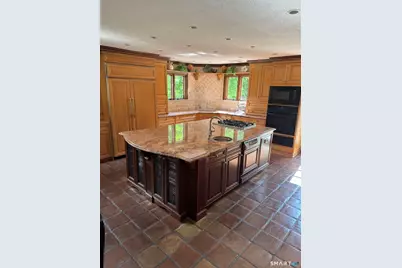 33 Mountain Farms Road, West Hartford, CT 06117 - Photo 13