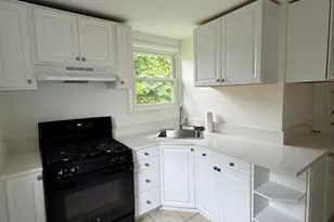 33 MacIntosh Rd, Norwalk, CT 06851 - Photo 7