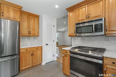 80 Westminster Drive, West Hartford, CT 06107 - Photo 11