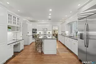 18 Bates Farm Ln, Darien, CT 06820 - Photo 9