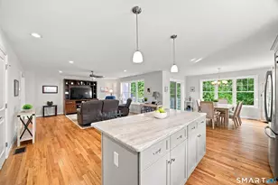 12 Copley Cir, Enfield, CT 06082 - Photo 11