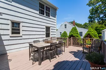 127 Moritz Place, Fairfield, CT 06824 - Photo 15