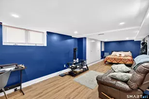 40 Sleepy Hollow Ln, Stamford, CT 06907 - Photo 21