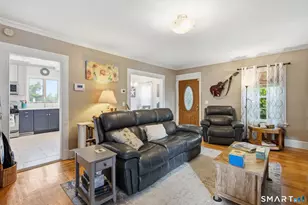 250 Bradley Ave, Waterbury, CT 06708 - Photo 9