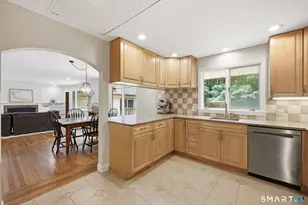 75 Brinsmade Rd, Hamden, CT 06514 - Photo 15