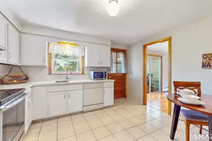127 Main St, East Hartford, CT 06118 - Photo 13