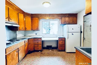 375 Franklin Avenue, Stratford, CT 06614 - Photo 13