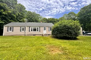 10 Quasset Rd, Pomfret, CT 06259 - Photo 1