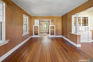 4 Hubbard Pl, Wethersfield, CT 06109 - Photo 9
