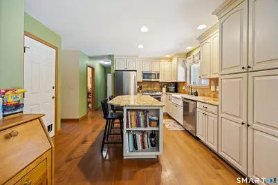 11 Coachlight Circle, Prospect, CT 06712 - Photo 9
