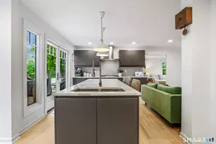 87 Dolphin Cove Quay, Stamford, CT 06902 - Photo 7