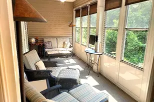 527 Putting Green Lane, Oxford, CT 06478 - Photo 5