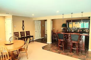 527 Putting Green Lane, Oxford, CT 06478 - Photo 7