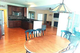 527 Putting Green Lane, Oxford, CT 06478 - Photo 3