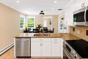 36 Norman Rd, Hamden, CT 06514 - Photo 9