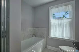 19 Pine Tree Dr, Stamford, CT 06906 - Photo 27