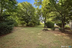 65 Huntington Dr, West Hartford, CT 06117 - Photo 33
