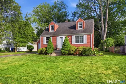 17 Hilltop Drive, West Hartford, CT 06107 - Photo 3
