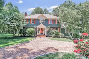 995 Beaver Dam Rd, Stratford, CT 06614 - Photo 1