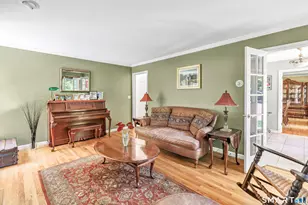 995 Beaver Dam Rd, Stratford, CT 06614 - Photo 7