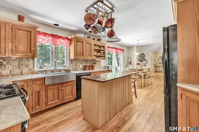 995 Beaver Dam Road, Stratford, CT 06614 - Photo 15