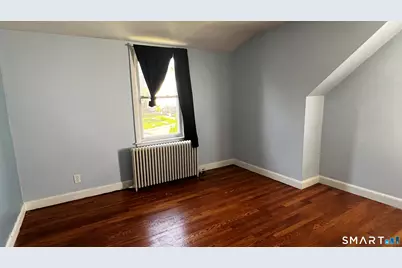 173 Bradley Avenue, Waterbury, CT 06708 - Photo 7