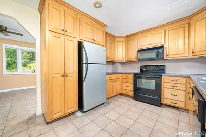 20 Geromin Drive, Haddam, CT 06441 - Photo 7