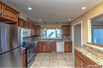 86 Cosey Beach Avenue #4, East Haven, CT 06512 - Photo 15