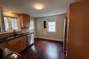 144 Edgemont Ave, West Hartford, CT 06110 - Photo 23