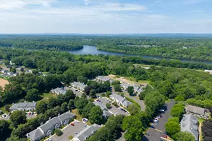 9 The Hamlet, Enfield, CT 06082 - Photo 5