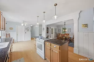 7 Goundry Dr, Waterford, CT 06385 - Photo 9