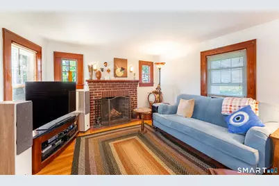 36 Briggs Street, New London, CT 06320 - Photo 9