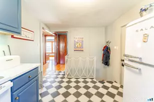 36 Briggs St, New London, CT 06320 - Photo 17