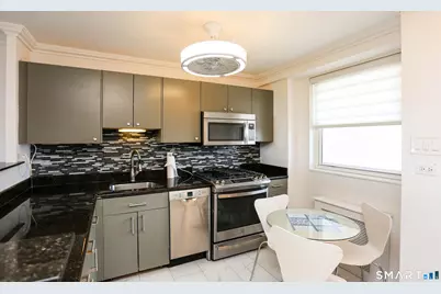 91 Strawberry Hill Avenue #923, Stamford, CT 06902 - Photo 13