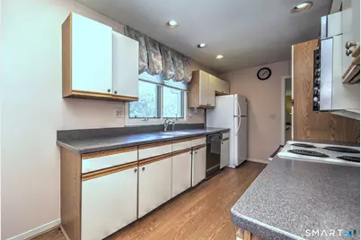 690 Forest Road #773, West Haven, CT 06516 - Photo 19