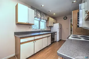 690 Forest Rd, West Haven, CT 06516 - Photo 19