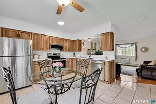 24 Blue Ridge Dr, Waterbury, CT 06704 - Photo 3