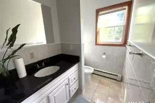 2 Coolidge St, Norwich, CT 06360 - Photo 19
