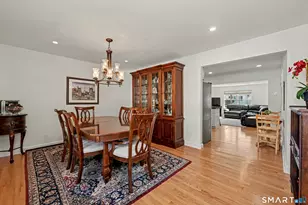 4 Cos Cob Ave, Greenwich, CT 06807 - Photo 9