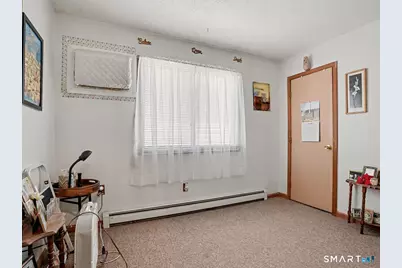 160 Granfield Avenue, Bridgeport, CT 06610 - Photo 27