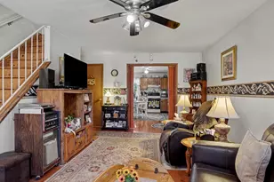 160 Granfield Ave, Bridgeport, CT 06610 - Photo 15