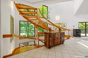 25 Surrey Dr, Cheshire, CT 06410 - Photo 3