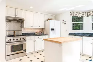 128 Killingworth Rd, Haddam, CT 06441 - Photo 7
