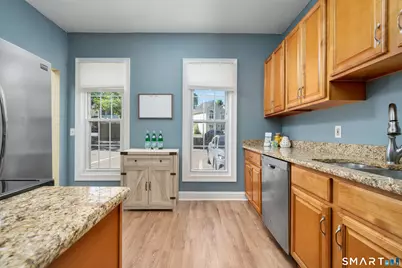 308 Cambridge Commons #308, Middletown, CT 06457 - Photo 9