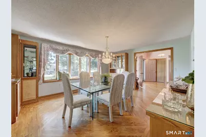 81 Kingston Drive, East Hartford, CT 06118 - Photo 11