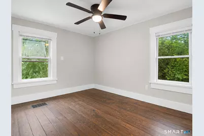 56 Evergreen Avenue, New London, CT 06320 - Photo 17