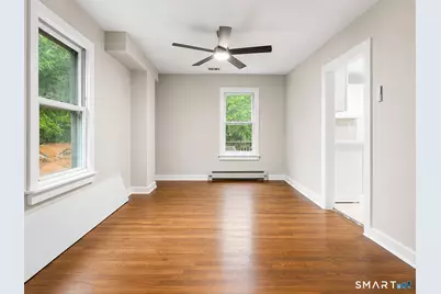 56 Evergreen Avenue, New London, CT 06320 - Photo 9