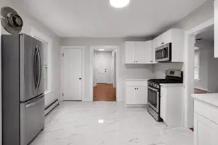 56 Evergreen Ave, New London, CT 06320 - Photo 13