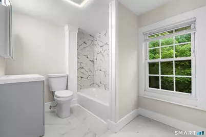 56 Evergreen Avenue, New London, CT 06320 - Photo 23